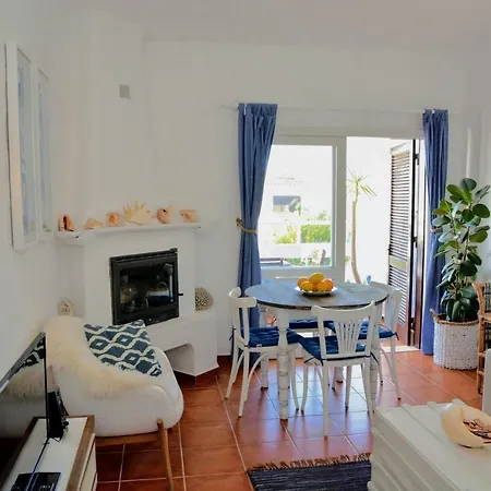 아파트 Casa Blu, Boho Chic, And Pool - Fast Wifi 포르체스